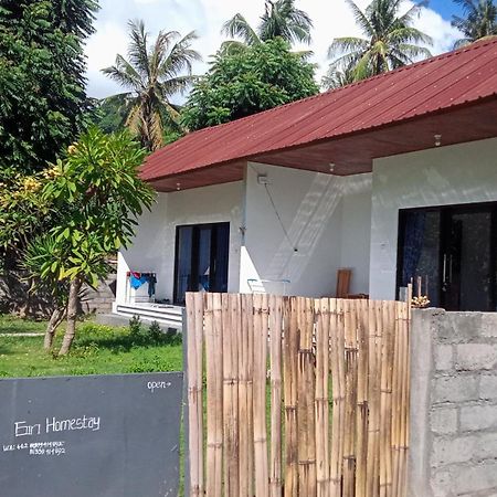Giri Homestay 아메드 외부 사진
